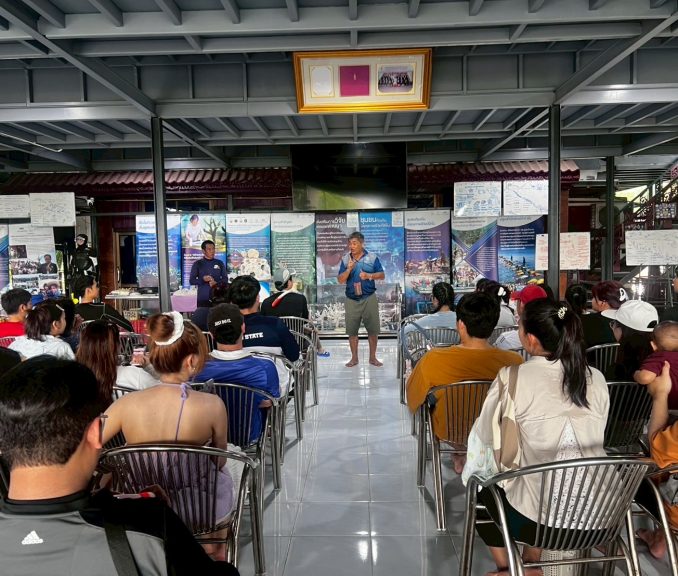 LINE_ALBUM_ค่ายวิทย์ทะเล_250520_3